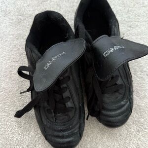 Campion size 2 boys black soccer cleats
